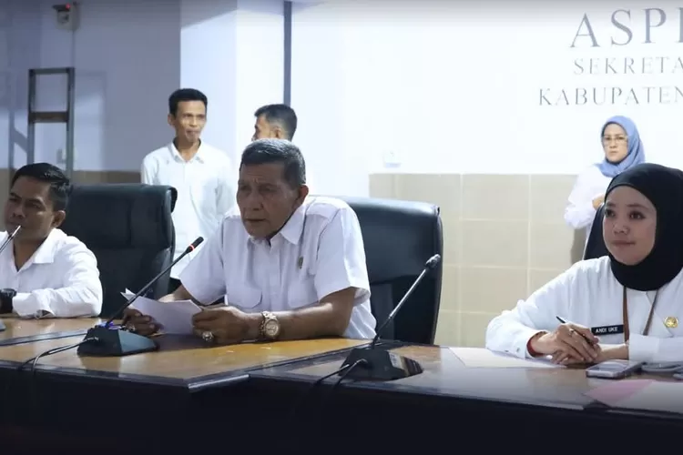 Anggota DPRD menerima aspirasi dari Pergerakan Mahasiswa Islam Indonesia Bulukumba  (DPRD Kab. Bulukumba )