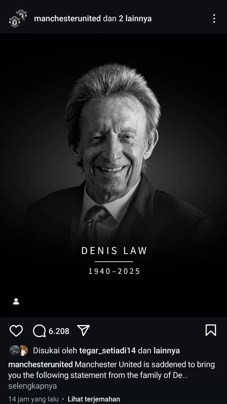 Postingan akun Instagram official Manchester United yang mengumumkan Denis Law meninggal dunia.