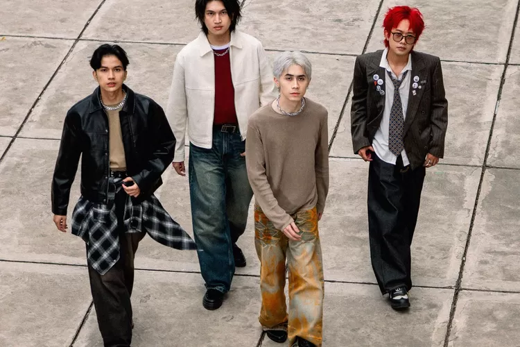 Empat mantan member UN1TY siap debut dengan nama baru, CHNCE (CHNCE)