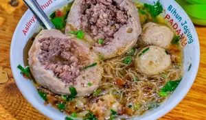 7 Rekomendasi Bakso Terenak di Bogor, dari Bakso Muncrat sampai Tetelan Juara