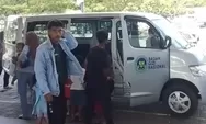 Mobil SPPG Diduga Dipakai Antar Penumpang di Lombok, Tuai Kritik dari Warganet