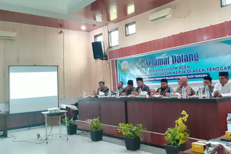 Politikus Partai Nasdem M. Hatta Minta kepala Dinas Pendidikan (Disdik) Aceh segera mengevaluasi Kepala Cabdin Wilayah Aceh Tenggara dan para Kepsek di Aceh Tenggara pada Jumat (24/01/2025)
