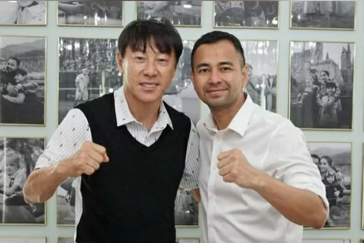 Potret Raffi Ahmad dan Shin Tae-Yong (GenzDaily/dok: Instagram @raffinagita1717)