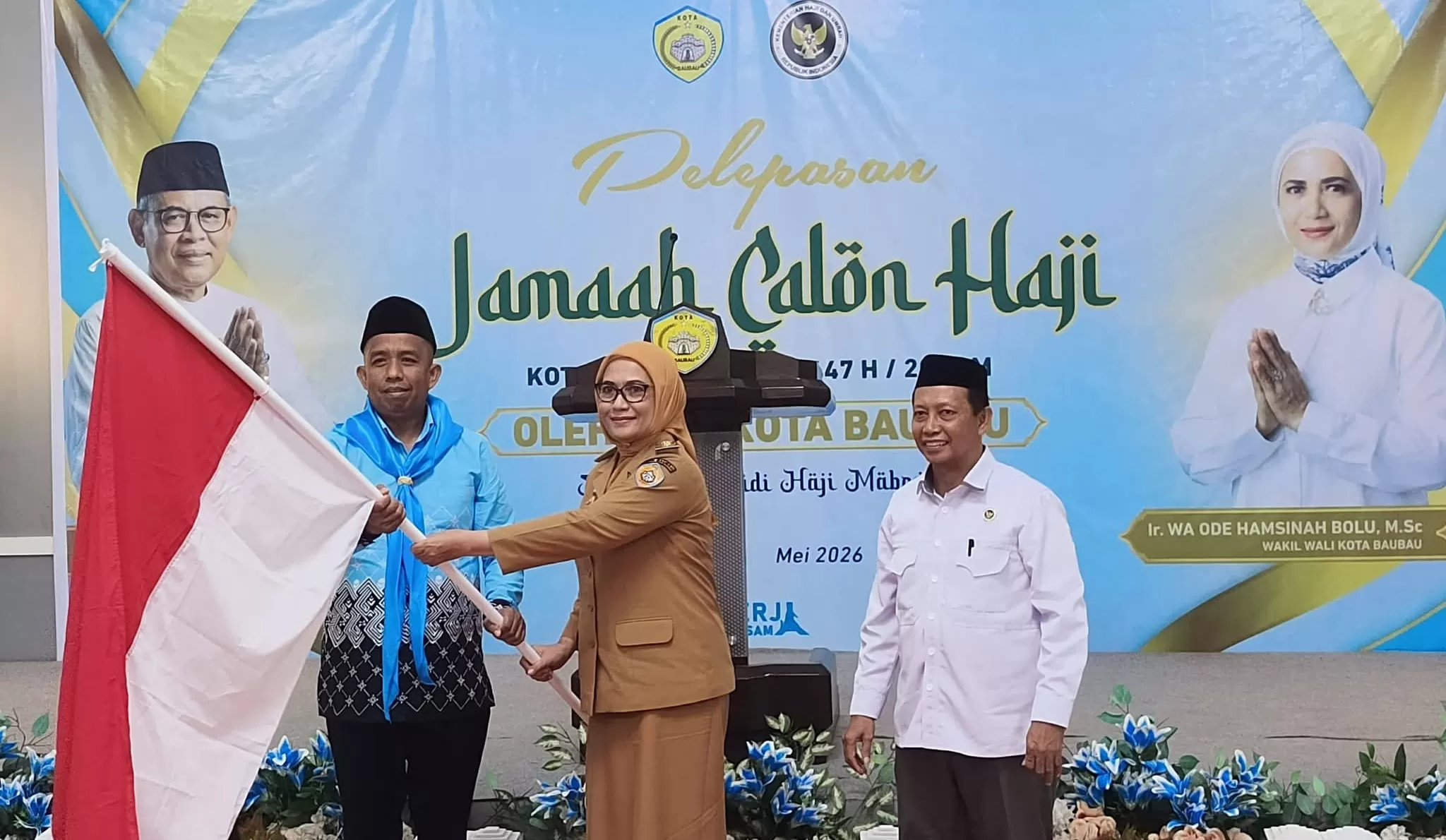 Wakil wali kota Baubau melepas calon jemaah haji asal kota Baubau