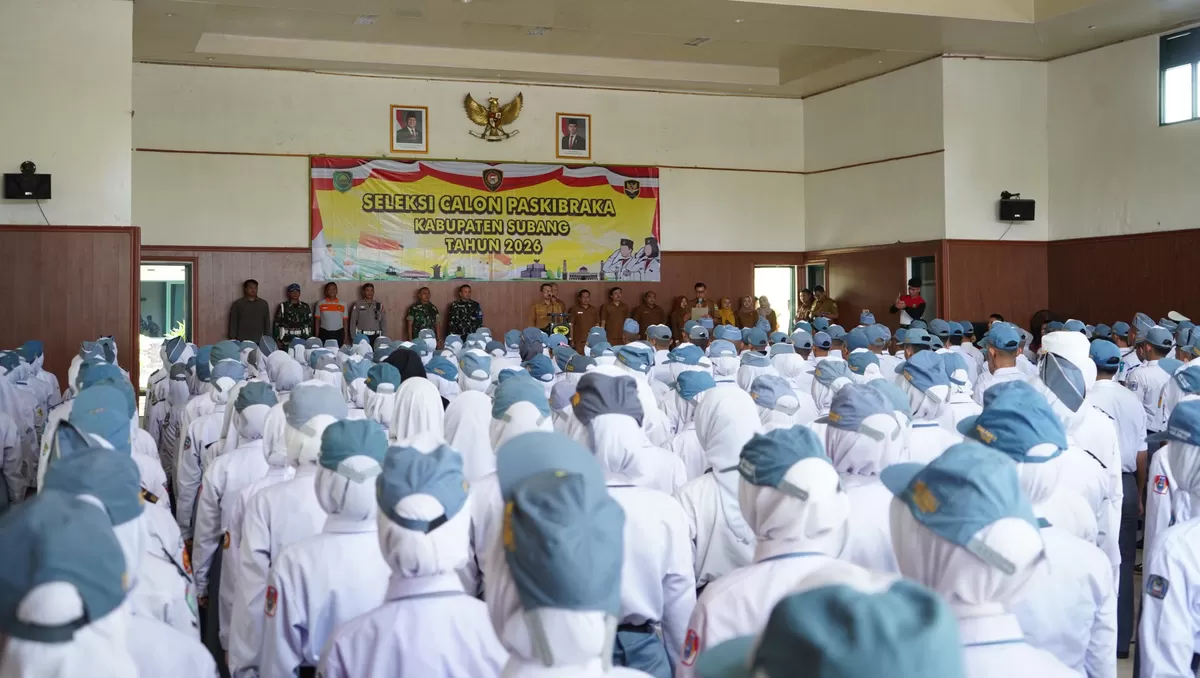 Wakil Bupati Subang Agus Masykur Rosyadi membuka seleksi Calon Paskibraka Kabupaten Subang 2026 yang diikuti ratusan pelajar di Yonif 312 Kala Hitam, Selasa 31 Maret 2026 (Dok. Istimewa)