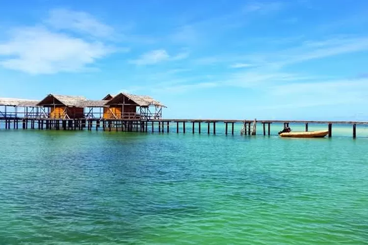 Keindahan Pulau Saronde, tempat wisata di Gorontalo yang viewnya seperti Maldives.