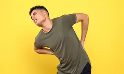 Masih Muda Tapi Sering Alami Sakit Pinggang? Ternyata Ini Alasannya