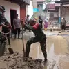TNI AD Gerak Cepat Bersihkan Sekolah Terdampak Banjir dan Longsor di Sipirok, Belajar Kembali Normal
