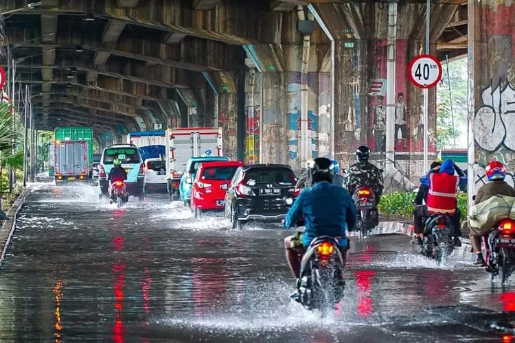 Jakarta berpotensi digenangi banjir rob Desember 2025 ini, BPBD minta warga waspada