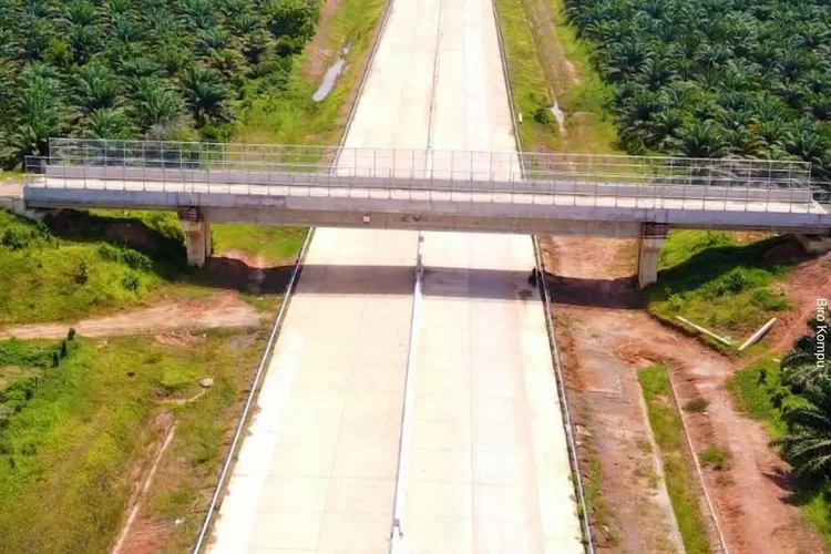 Ilustrasi Jalan Tol Indralaya-Prabumulih di Sumatera Selatan yang akan memberlakukan diskon biaya tarif melintas. Proyek ini merupakan bagian dari mega proyek Jalan Tol Trans Sumatera (JTTS). (Instagram: kemenpupr)