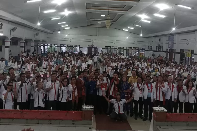 Pengurus HBB foto bersama usai deklarasi, Minggu (14/1/2024). (Foto: Realitasonline.id/ TM)