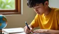 Jawaban Soal Listening Minimalism Activity A.2 Bahasa Inggris Kelas 12 Halaman 182 Kelas 12 Kurikulum Merdeka