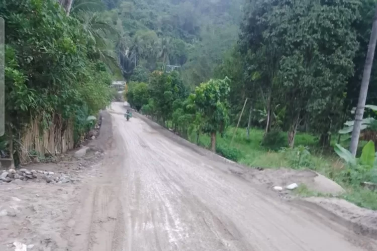 Proyek jalan di Tolitoli