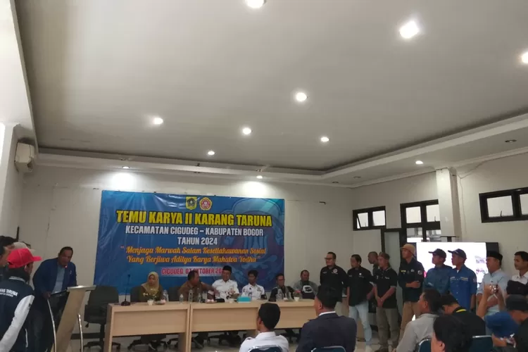 Ade Perdana terpilih sebagai Ketua Karang Taruna Cigudeg dengan 14 suara, unggul jauh dari pesaingnya dalam pemilihan yang ketat dan demokratis. (Dede Surya)
