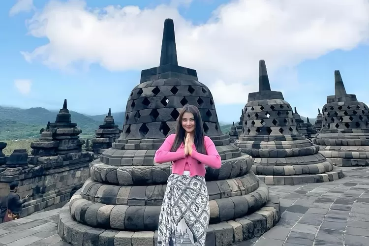 3 rekomendasi wisata di Yogyakarta yang paling hits (Sumber - Candi Borobudur : Instagram @florenztha_love)