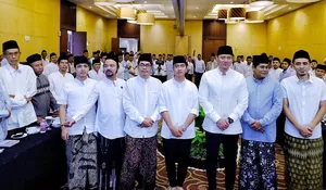 Kunjungi Istighotsah dan Maulid Nabi, Gibran Titip Para Santri Awasi Program Dana Abadi Pesantren