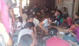 ICCN NTT dan Asidewi Gelar Kegiatan Kreatif Berbasis Budaya untuk Kaum Mama di Posko Pengungsi Mandiri Tana Duen