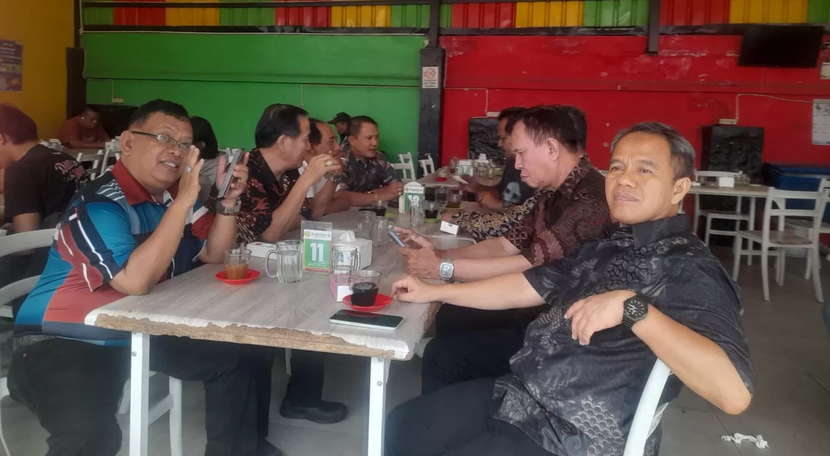 Sejumlah perusahaan afiliasi Semen Tonasa disebut menghadapi tekanan bisnis di tengah pasar semen yang lesu dan persaingan merek kian ketat . (Dok.Metroselebes.com/Ramli)