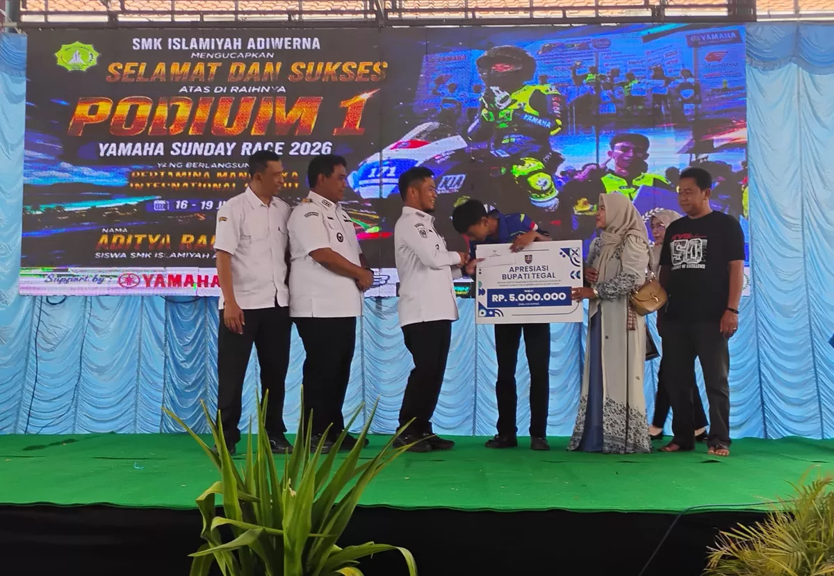 SMK Islamiyah Adiwerna Tegal Cetak Juara Nasional Lewat Ekskul Balap Motor