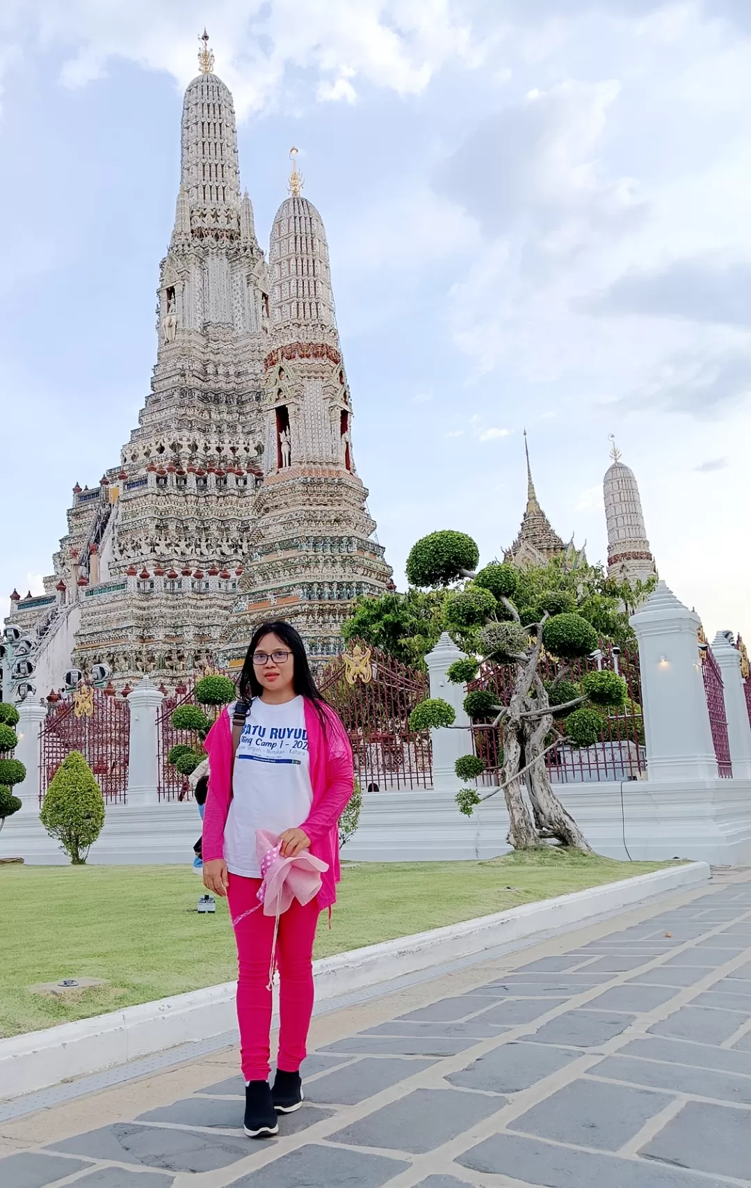 Keindahan Kuil Wat Arun Di Thailand - Suara Belantara Borneo