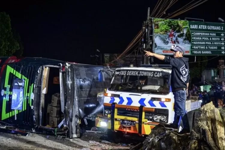 Sopir Bus Maut Yang Tewaskan 11 Orang Di Subang Jadi Tersangka, Polisi ...