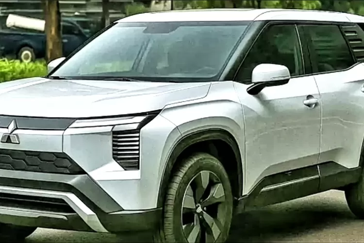 Penjualannya Menurun! Mitsubishi Hadirkan Mitsubishi Destinator 2025, SUV Jangkung Dengan Segudang Fitur Canggih, Tantang Rush dan Terios!  (Foto: Istimewa)