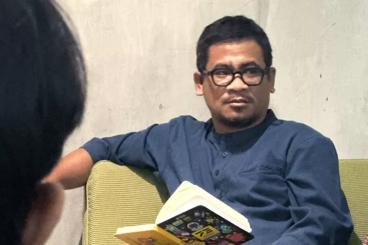 Alumni Magister Perencanaan dan Pengembangan Wilayah Universitas Hasanuddin Syahrullah Sanusi.