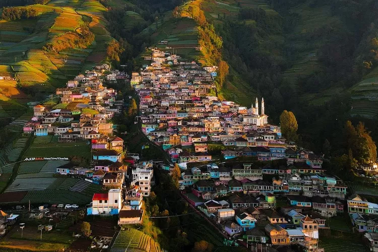 Viral! Desa Wisata Di Lereng Gunung Sumbing, Nepal Van Java Dengan ...