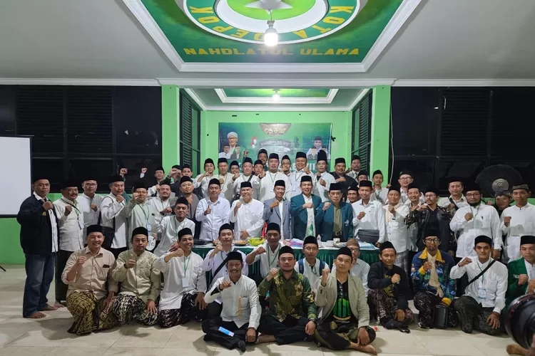 KH Achmad Solechan kembali terpilih secara aklamasi oleh forum sebagai Ketua PCNU Kota Depok periode 2024-2029.