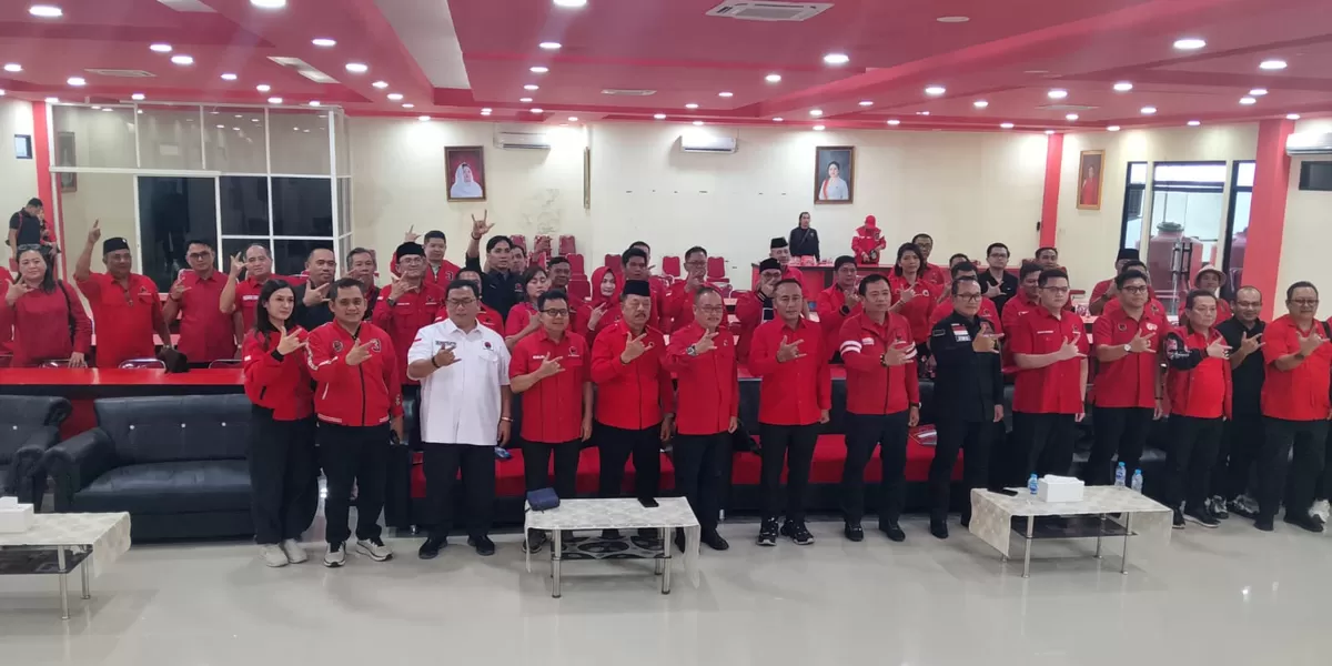 Dewan Pimpinan Daerah (DPD) PDI Perjuangan Kalimantan Barat menggelar rapat konsolidasi organisasi yang diperluas sebagai bagian dari penguatan struktur partai hingga ke tingkat bawah