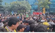 Demo Mahasiswa Bikin Macet, Sebagian Rute Transjakarta Dihentikan