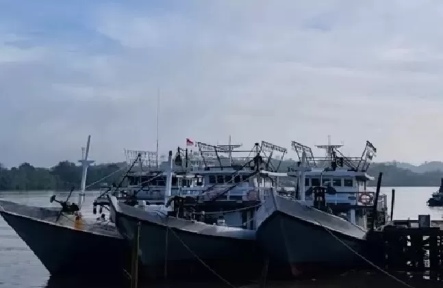 Kapal nelayan di Berau.