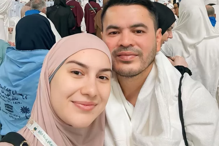 Haldy Sabri dan Irish Bella sudah menunaikan ibadah haji (Foto: Gorajuara/ Instagram/ @_irishbella_)