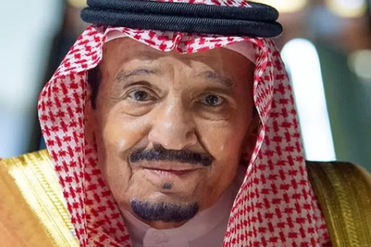 Kesehatan Raja Salman menurun akibat radang paru-paru. Apa dampaknya bagi Arab Saudi dan dunia?