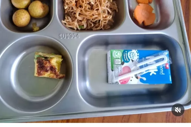 postingan menu MBG di medsos. (dokmen)