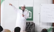 Salat Tarawih Tidak Kondusif Karena Anak-anak Ribut? Ustaz Adi Hidayat Berikan Nasihat Kepada Orang Tua Jika Menghadapi Situasi Itu