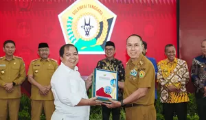 Serahkan LKPD 2025, Gubernur Sultra Targetkan Kembali Raih Opini WTP