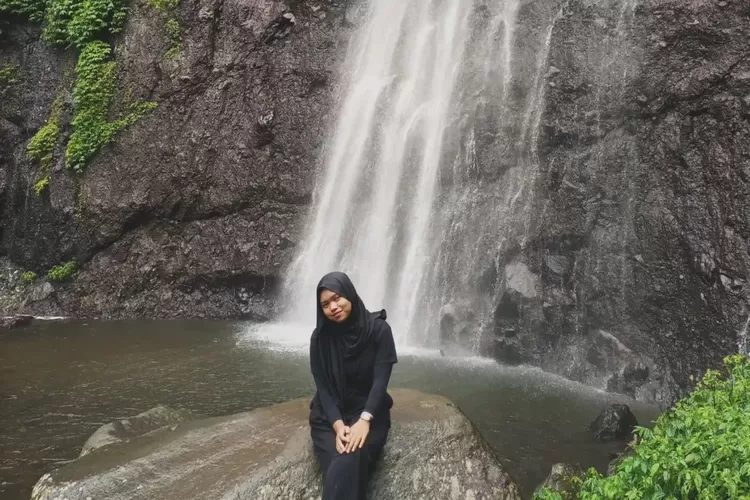 3 rekomendasi wisata terpopuler di Jombang (Sumber - Air Terjun Tretes : Instagram @nurululya._)