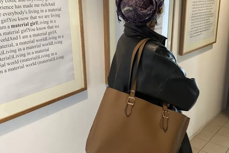 Model tote bag online terbaru