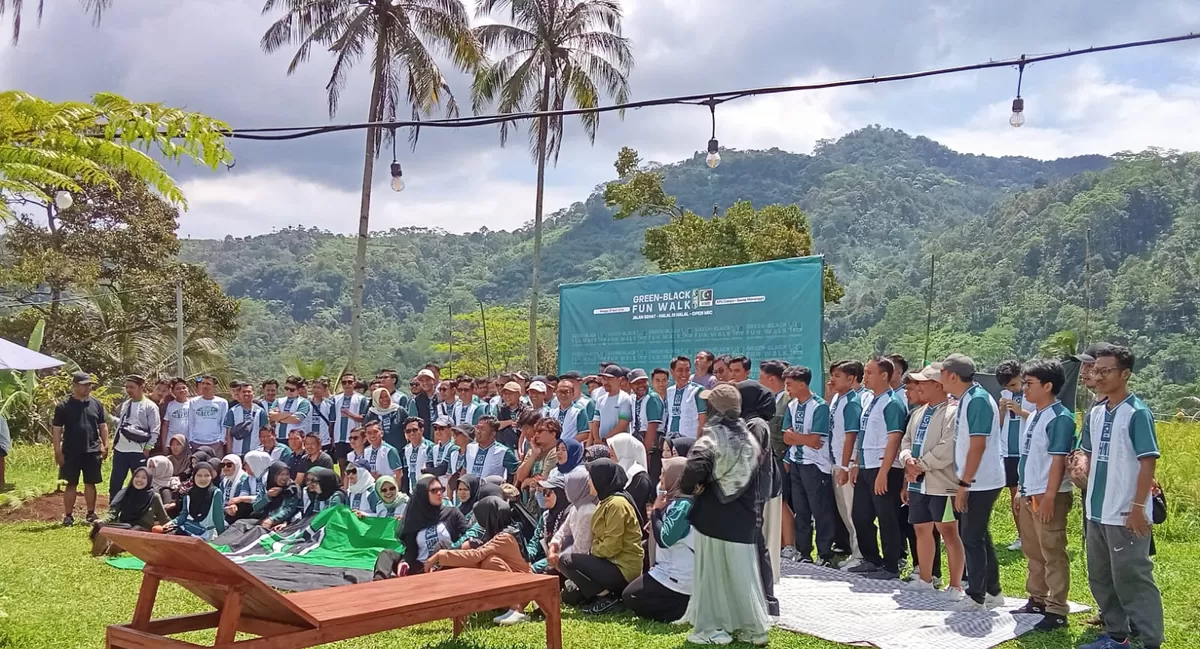 HMI dan KAHMI Cianjur menggelar Fun Walk dan Halal Bihalal. (FOTO: Ist)