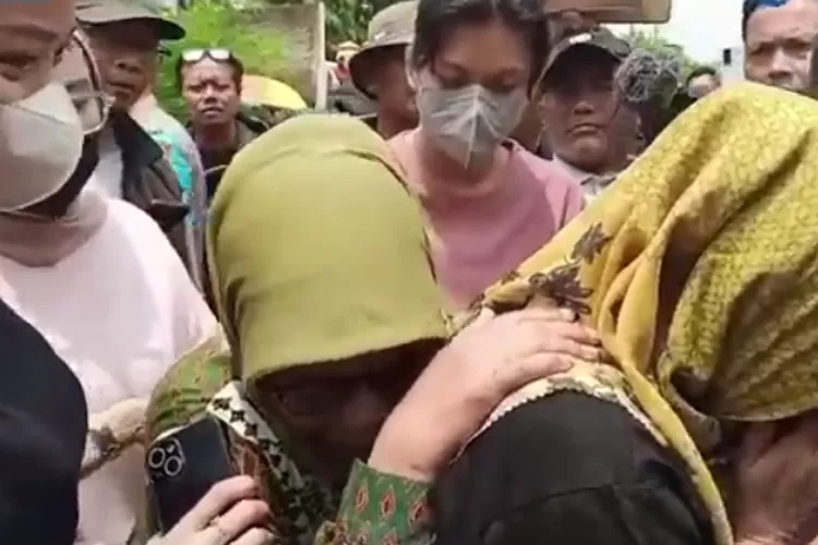 Keluarga Korban Kasus Pembunuhan Ibu Dan Anak Di Subang Kesurupan Jin ...