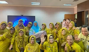 Disdik Depok dan Seluruh Civitas Halal Bihalal, Sekaligus Rayakan Hari Ulang Tahun Siti Chaerijah