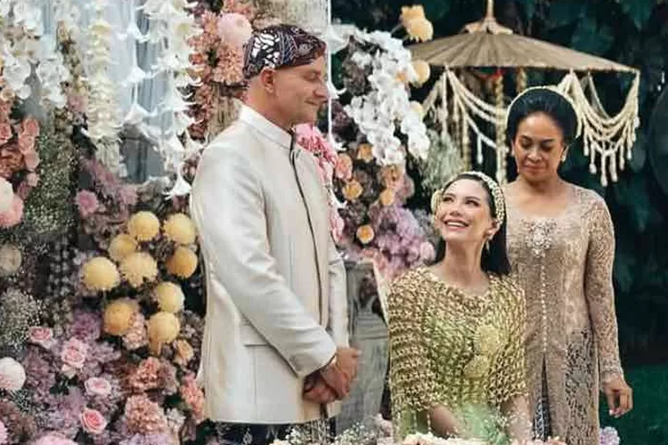 Alyssa Daguise Lakukan Siraman Jelang Nikah dengan Al Ghazali (IG Alyssa Daguise)