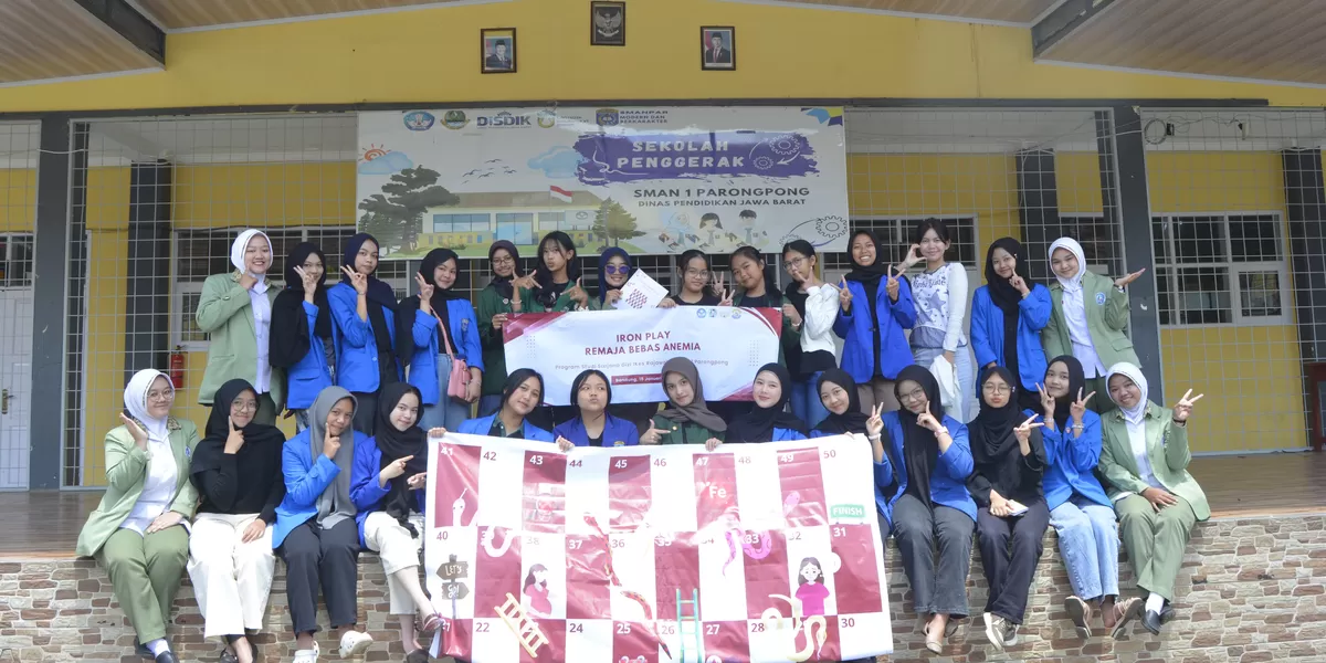 Mahasiswa Institut Kesehatan Rajawali menciptakan "IRONPLAY" ular tangga edukatif