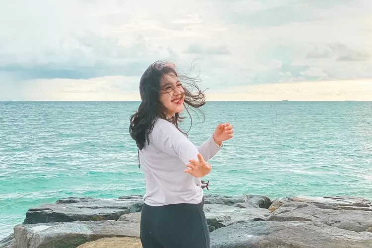 3 rekomendasi wisata di Padang yang terpopuler (Sumber - Pantai Padang : Instagram @aprillyzasalmaa)