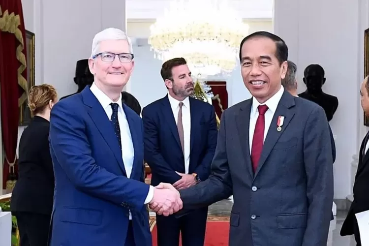 Apple Berencana untuk Bangun Pabrik iPhone di Indonesia. (Foto/Sekretariat Presiden.)
