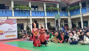 Mengikuti Peringatan Hari Kartini di SMPN 5 Depok: Dukung Kesetaraan Gender, Adakan Berbagai Perlombaan Menarik