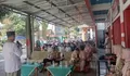 Mahasiswa KKN IAI Al-Azhary Cianjur Gelar Santunan Yatim dan Wakaf Alquran di Mekarwangi