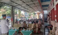 Mahasiswa KKN IAI Al-Azhary Cianjur Gelar Santunan Yatim dan Wakaf Alquran di Mekarwangi