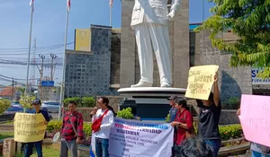 Diintimidasi Ormas, Puluhan Wartawan di Purwakarta Turun ke Jalan